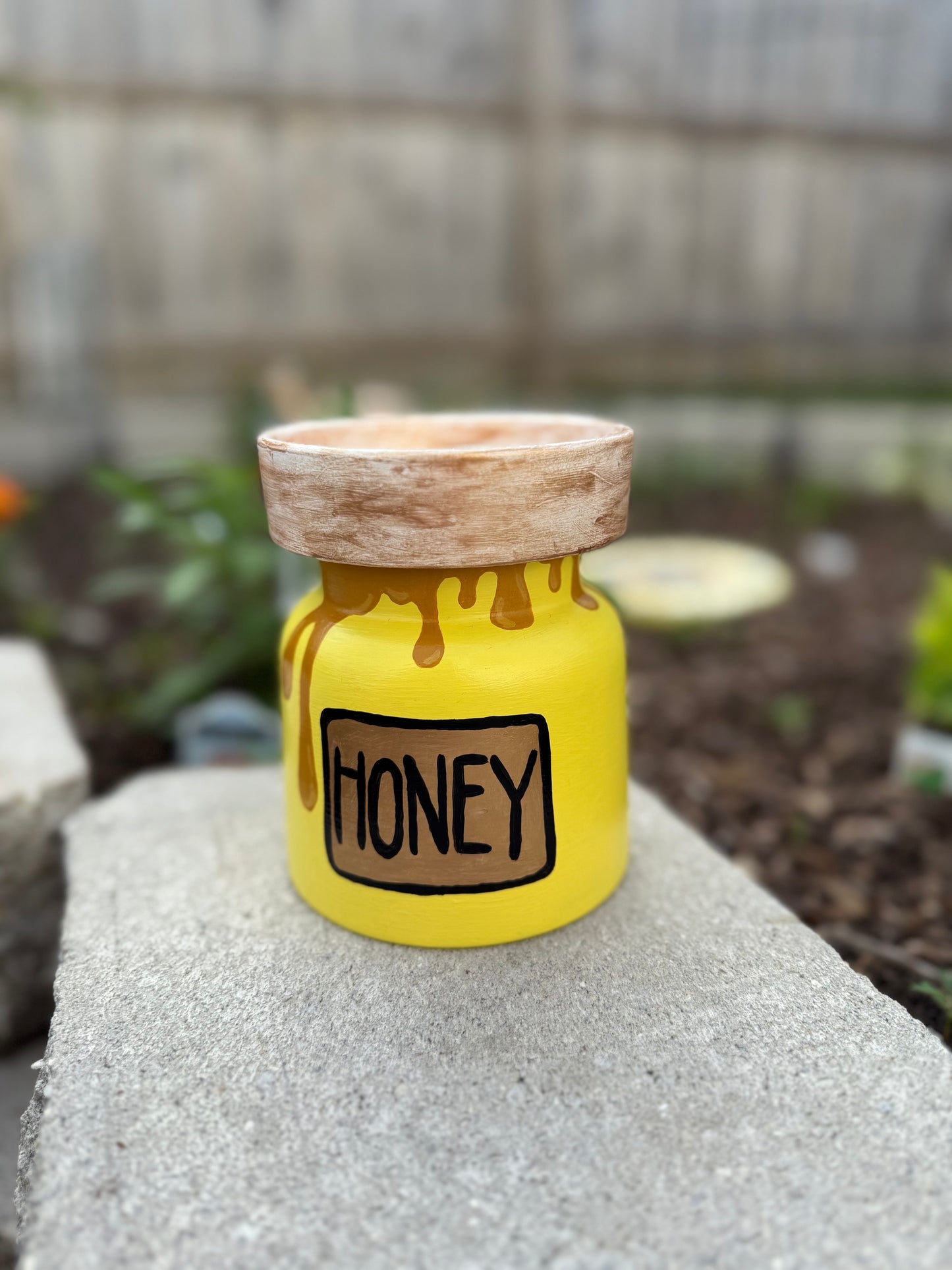Honeypot Garden Bee Bath