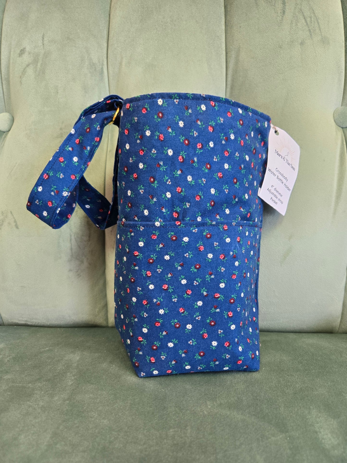 Crossbody Water Bottle Bag || Reclaimed Fabric || Upcycled Handmade