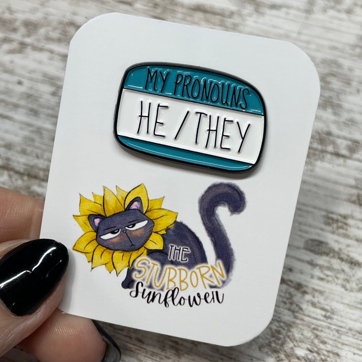 Pronoun Nametag Pin