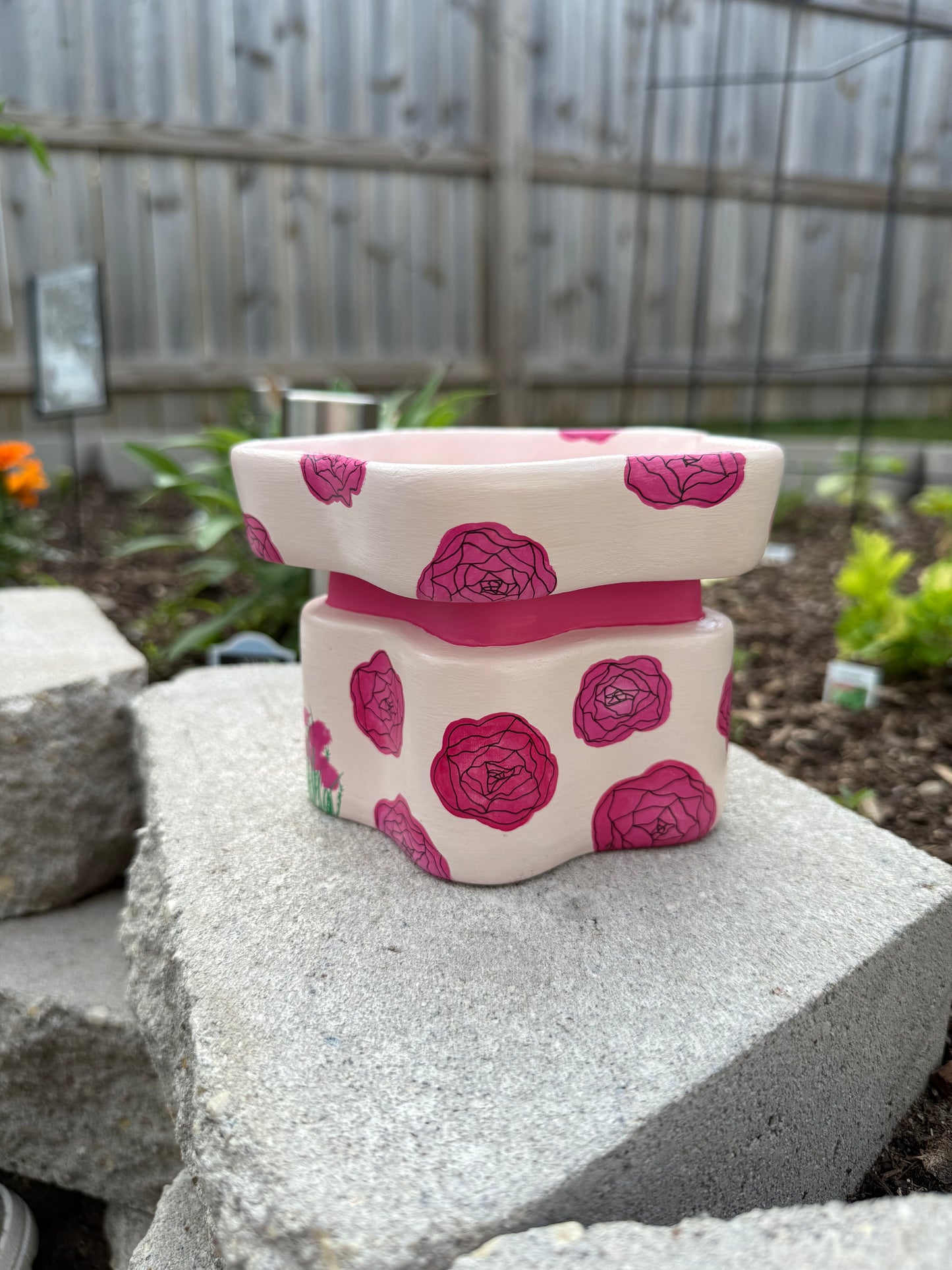 Pink Peony Garden Bee Bath
