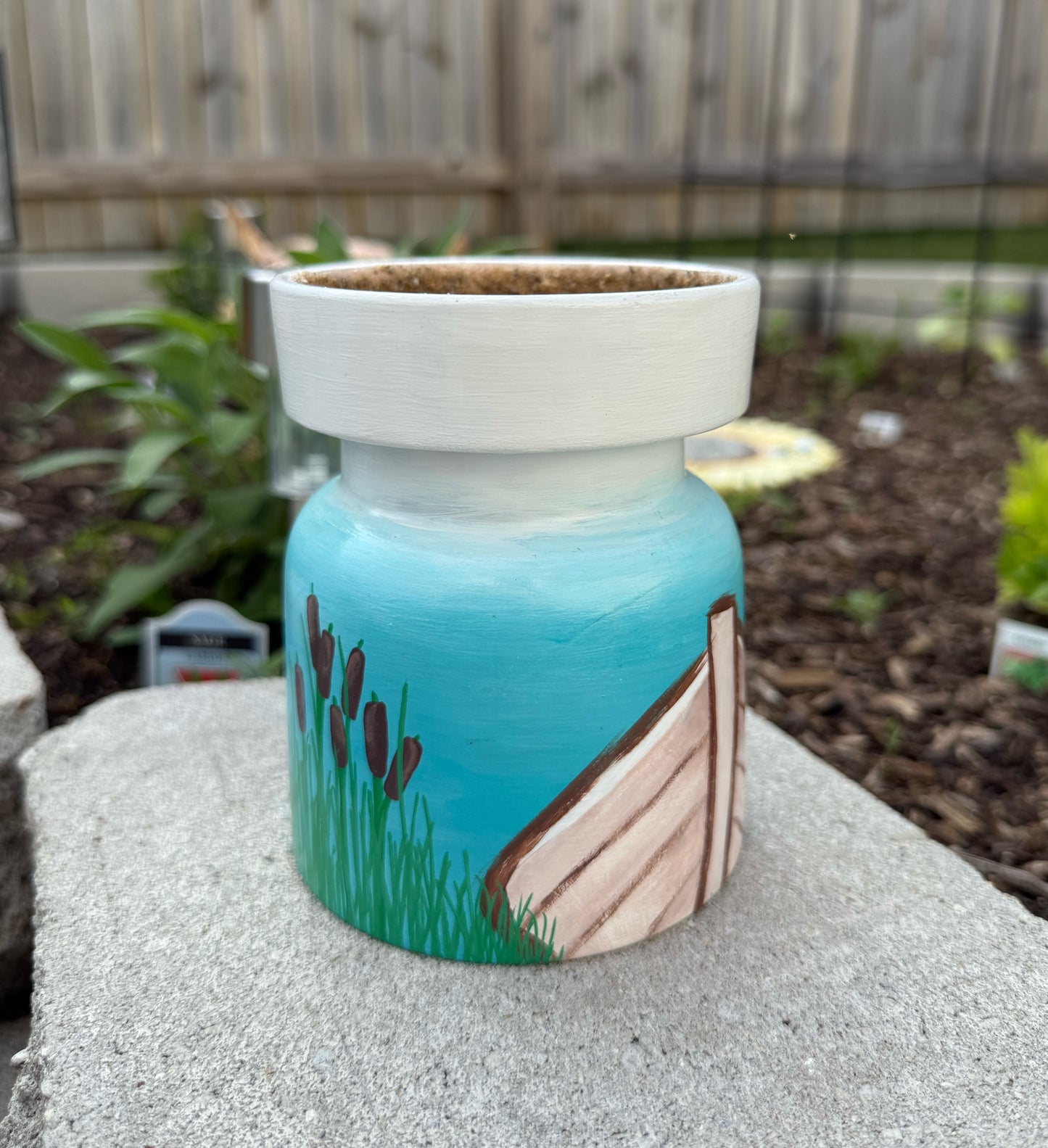 Lakeside Garden Bee Bath