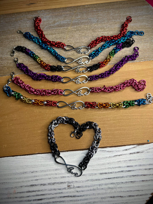 Infinity Love Charm || Handcrafted Chainmaille Bracelet