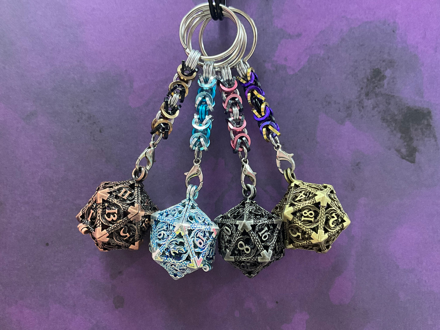 D20 Chainmaille Keychain || Micro Dice Set Inside
