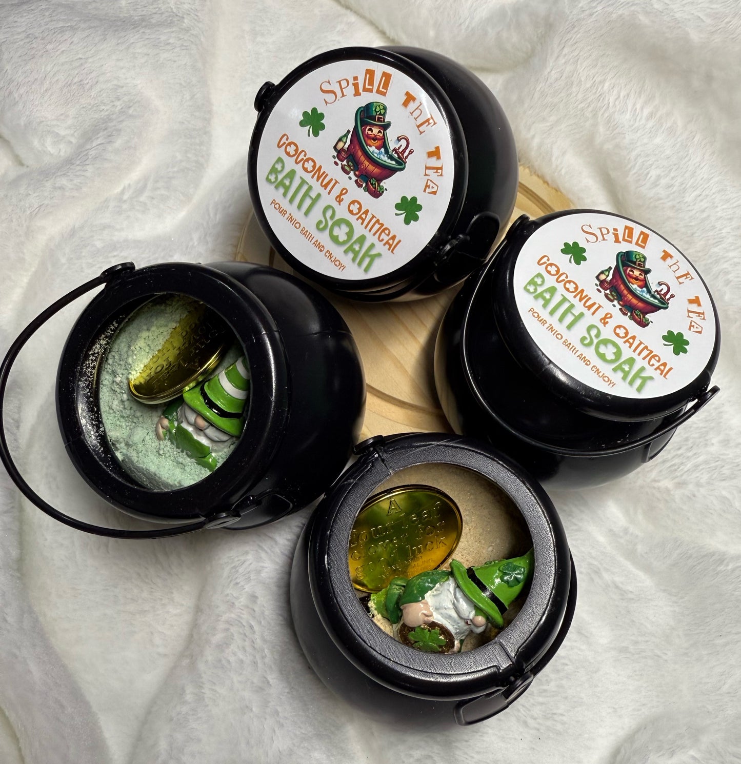 Pot O’ Gold Coconut & Oatmeal Bath Soaks