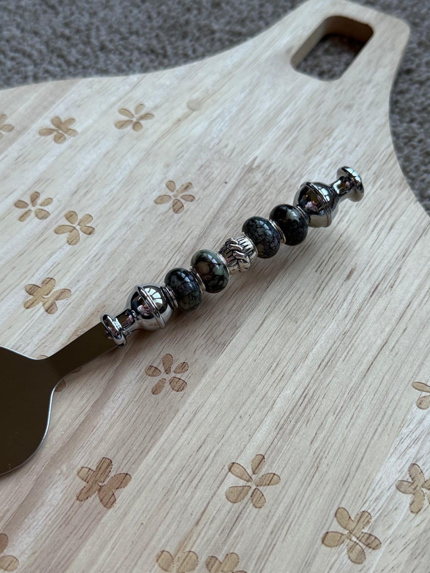 Beaded Cheese Spatula