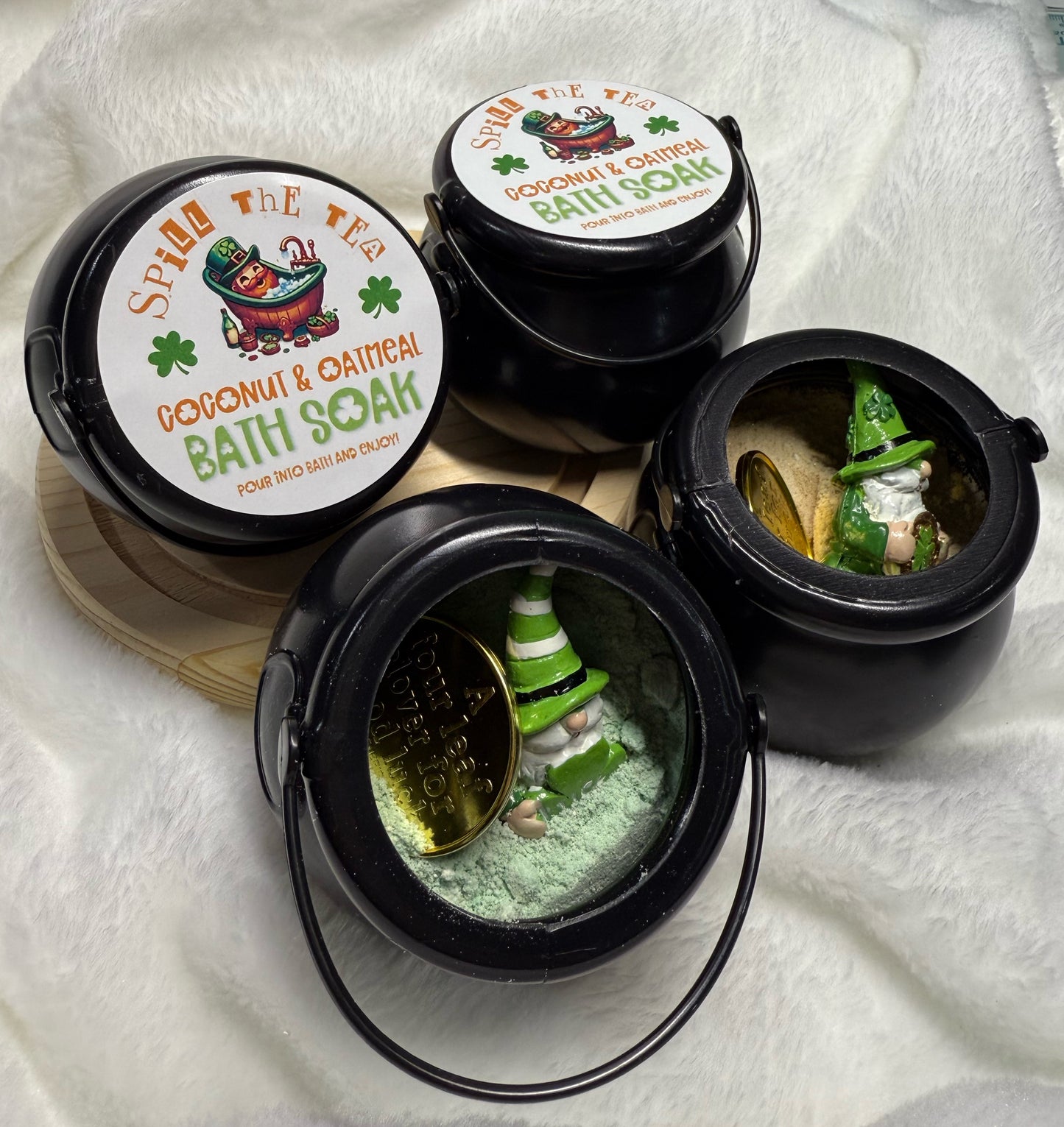 Pot O’ Gold Coconut & Oatmeal Bath Soaks