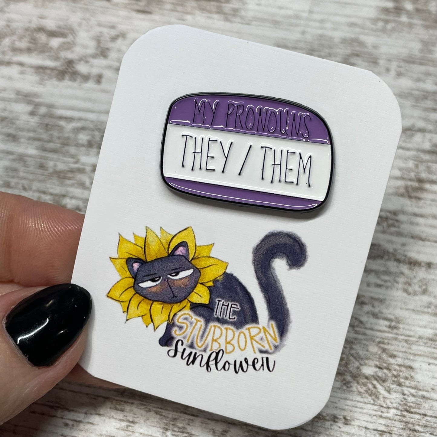 Pronoun Nametag Pin