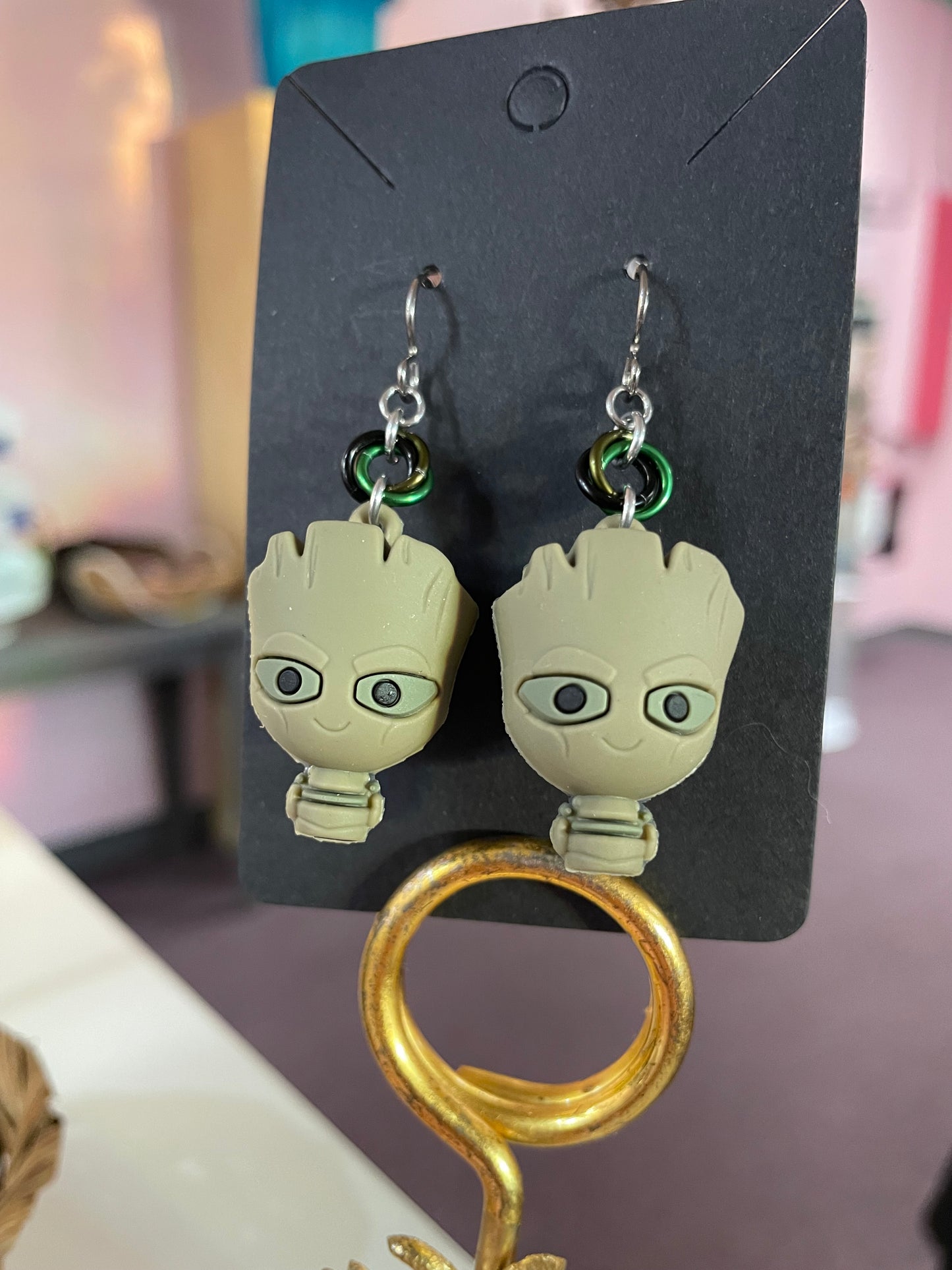 Marvel Character Earrings || Handcrafted Chainmaille