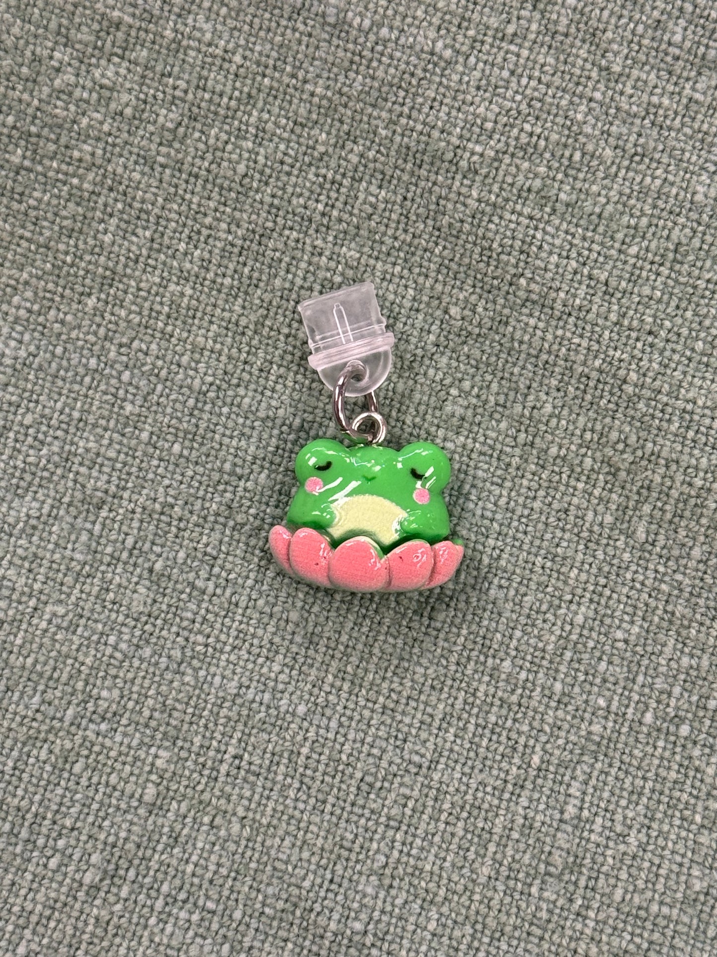 Kindle/USB-C Charms || Froggies