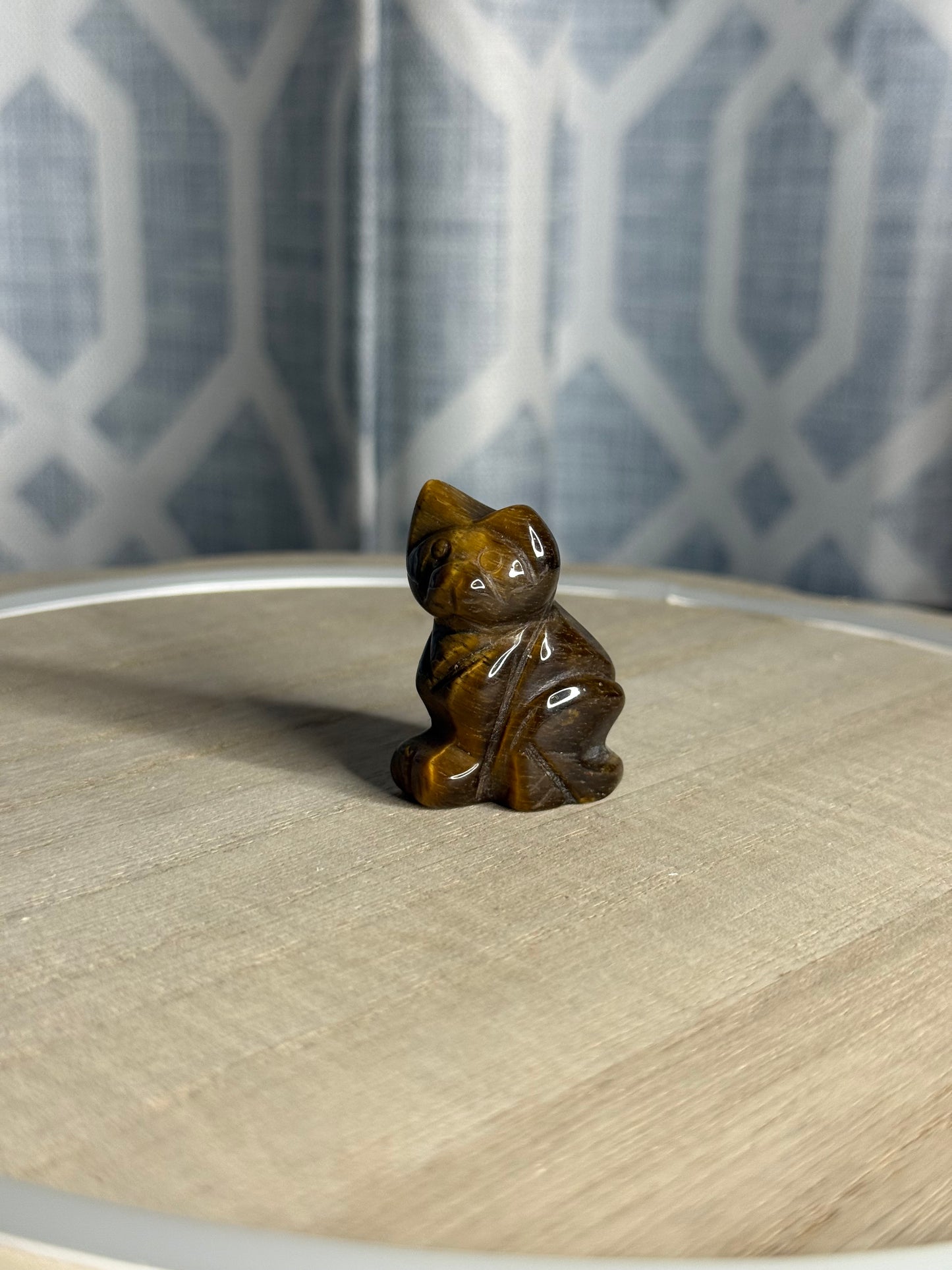 Tigers Eye Cat Carving