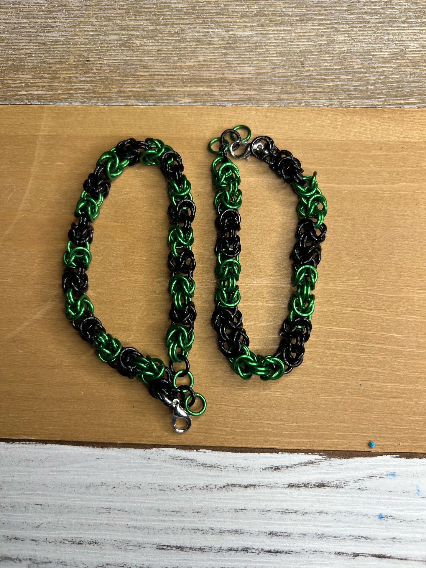 Chainmaille House Color Bracelets