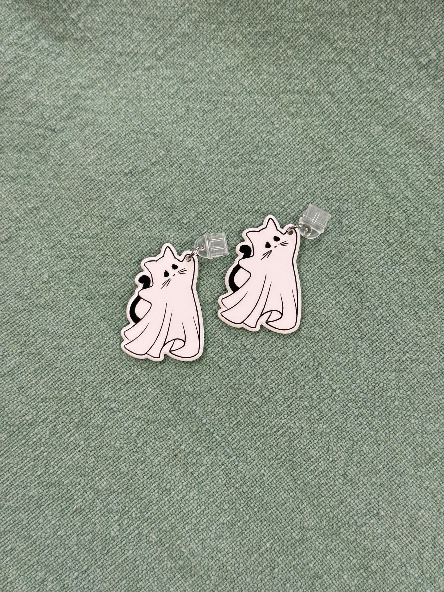 Kindle/USC-C Charms || Ghosts