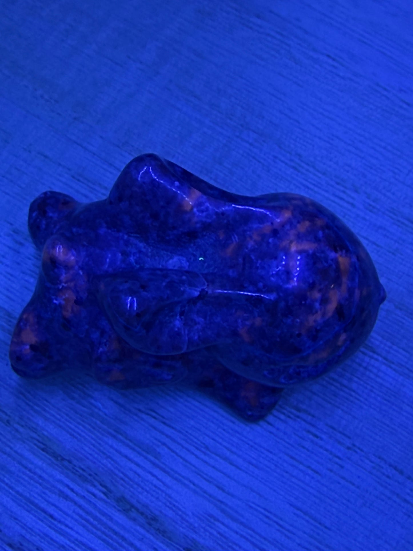 Yooperlite Bunny Carving