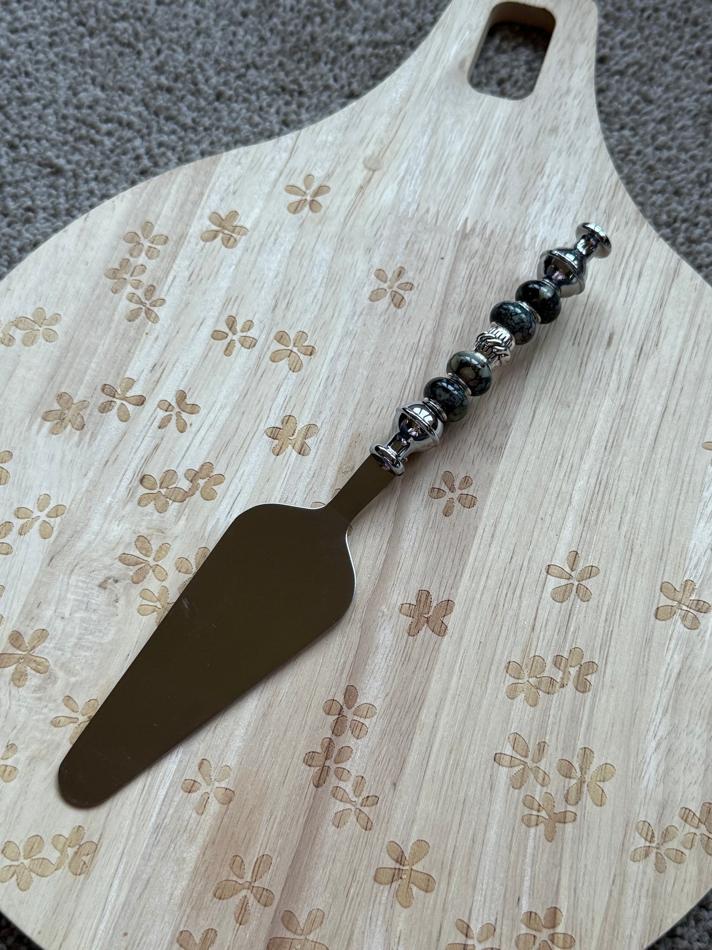 Beaded Cheese Spatula