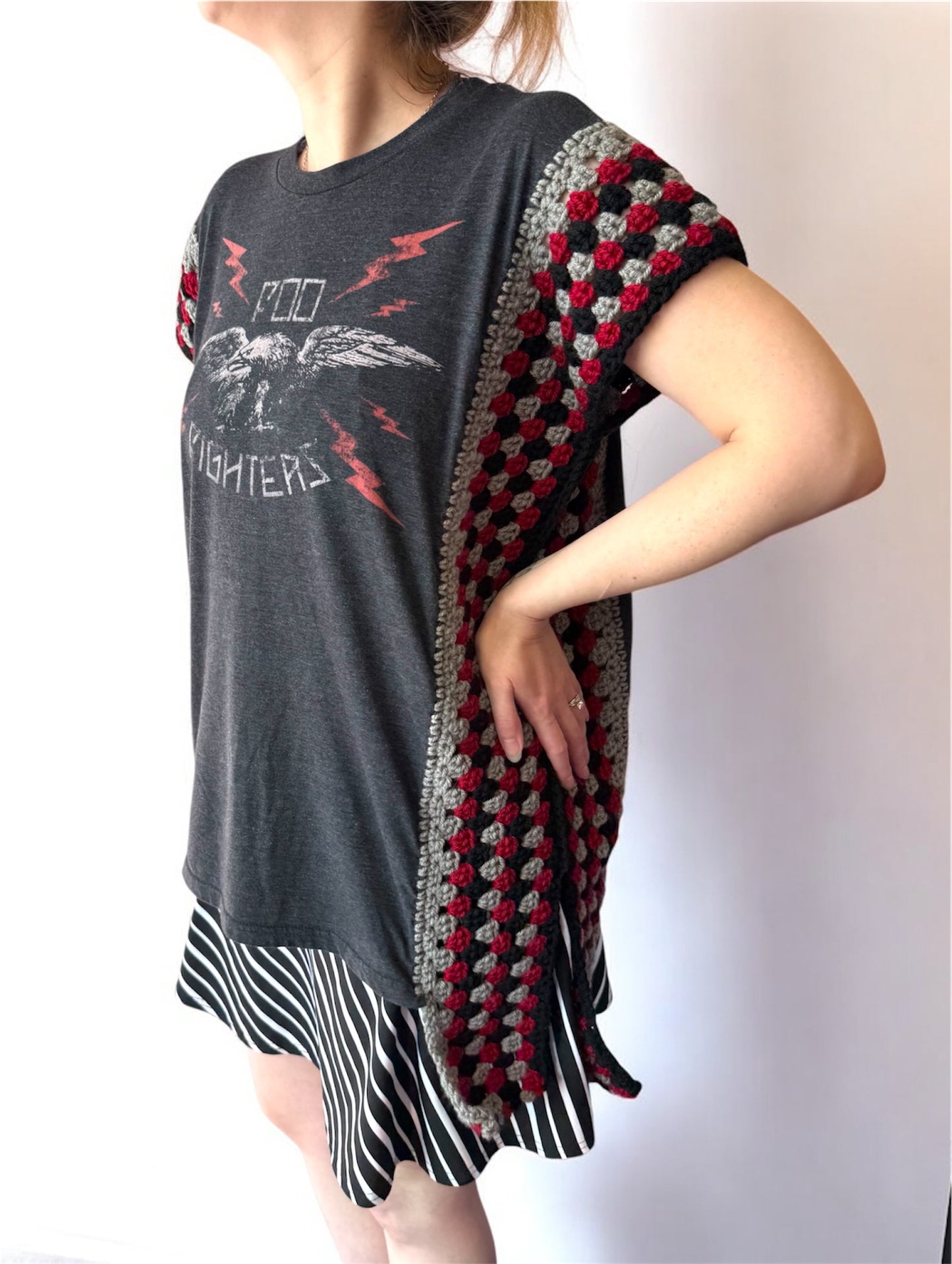 Crochet Foo Fighters T-Shirt | Medium