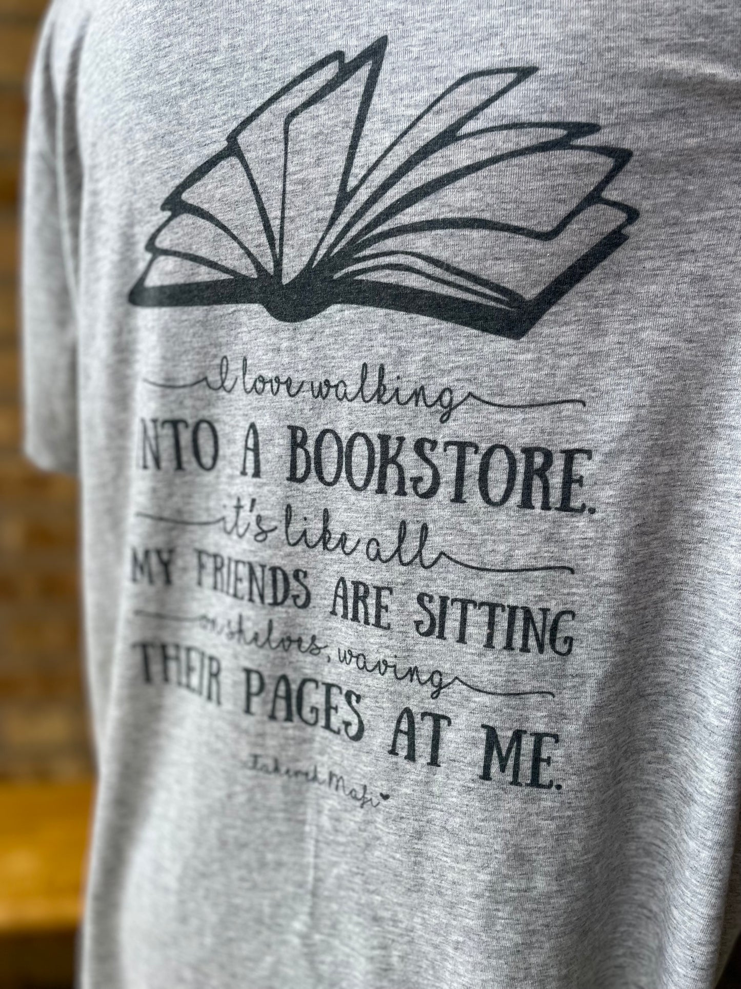 Bookstore Friends T-Shirt / Adult L