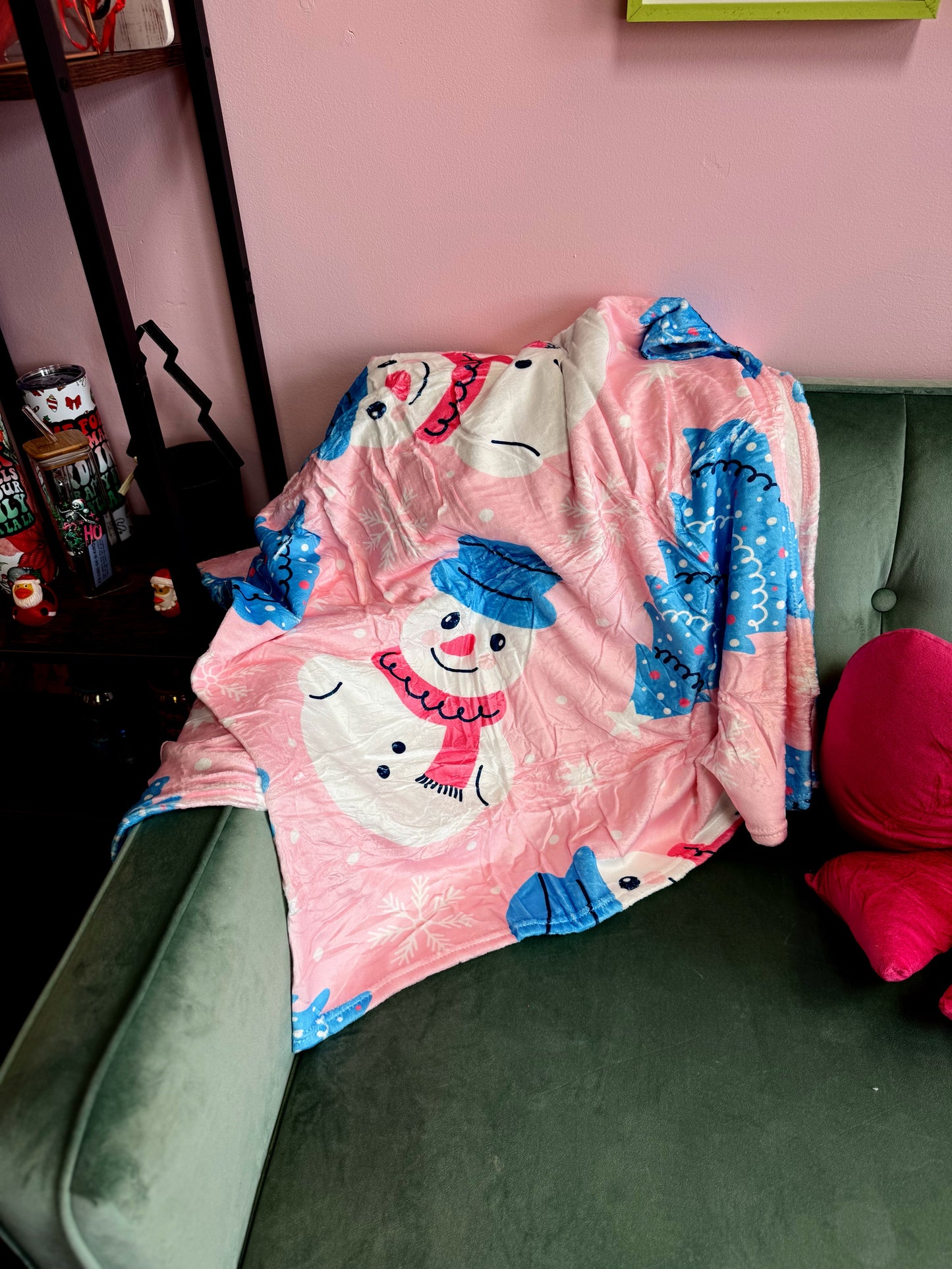 Pink Holiday Blankets | 50x60in
