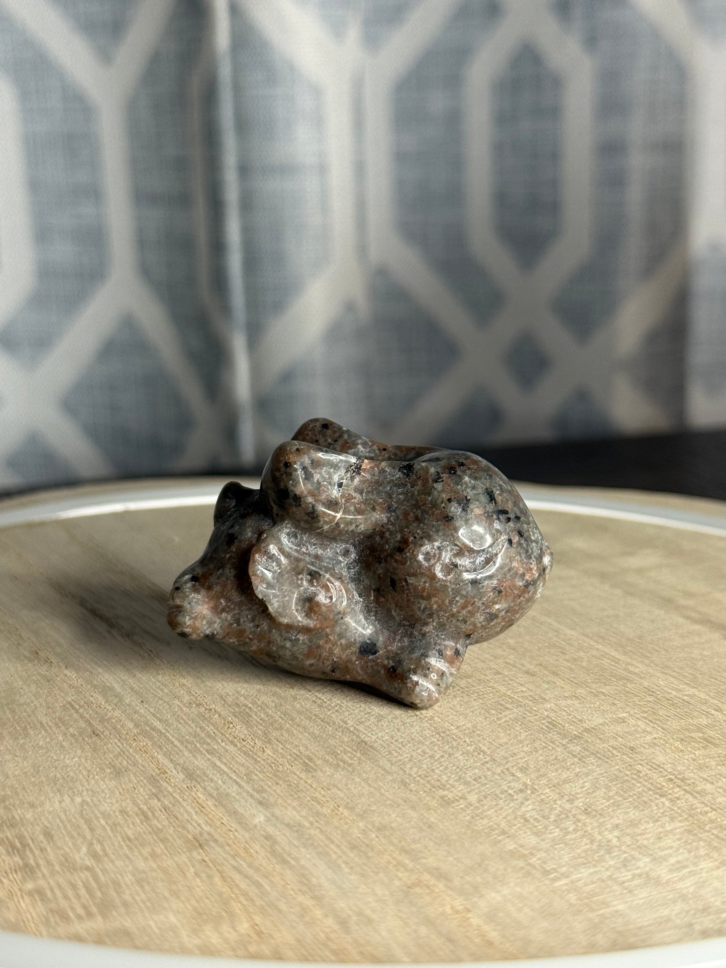 Yooperlite Bunny Carving