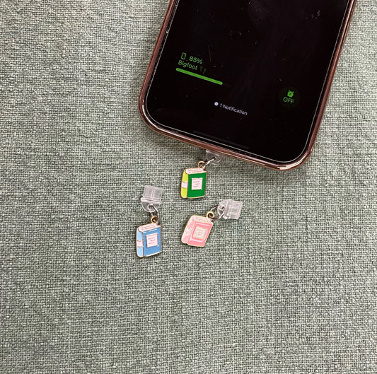 Kindle/USC-C Charms | Books