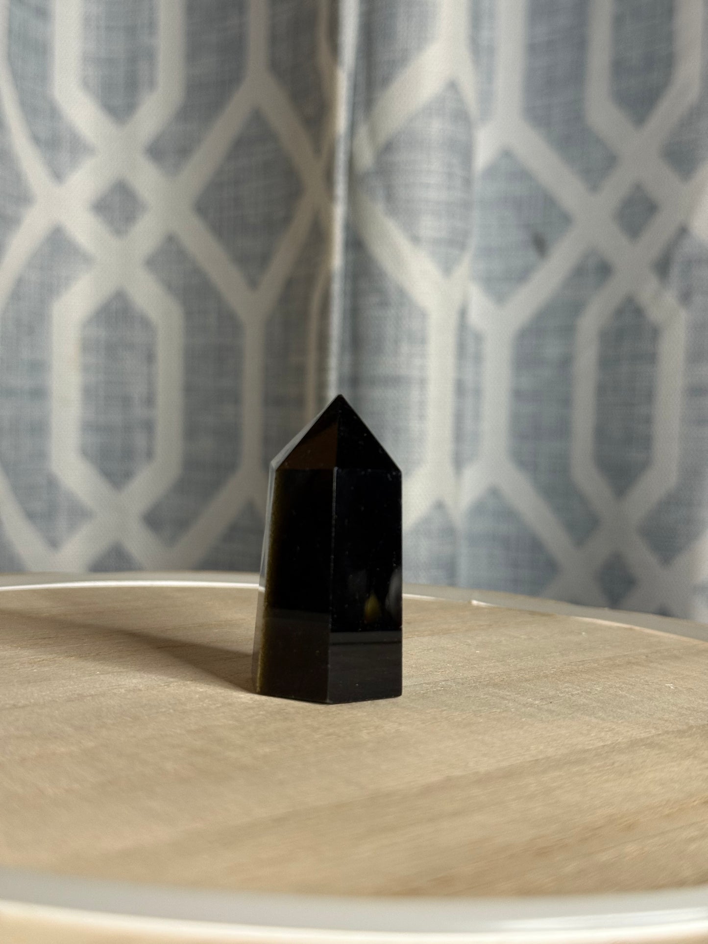 Golden Sheen Obsidian Tower