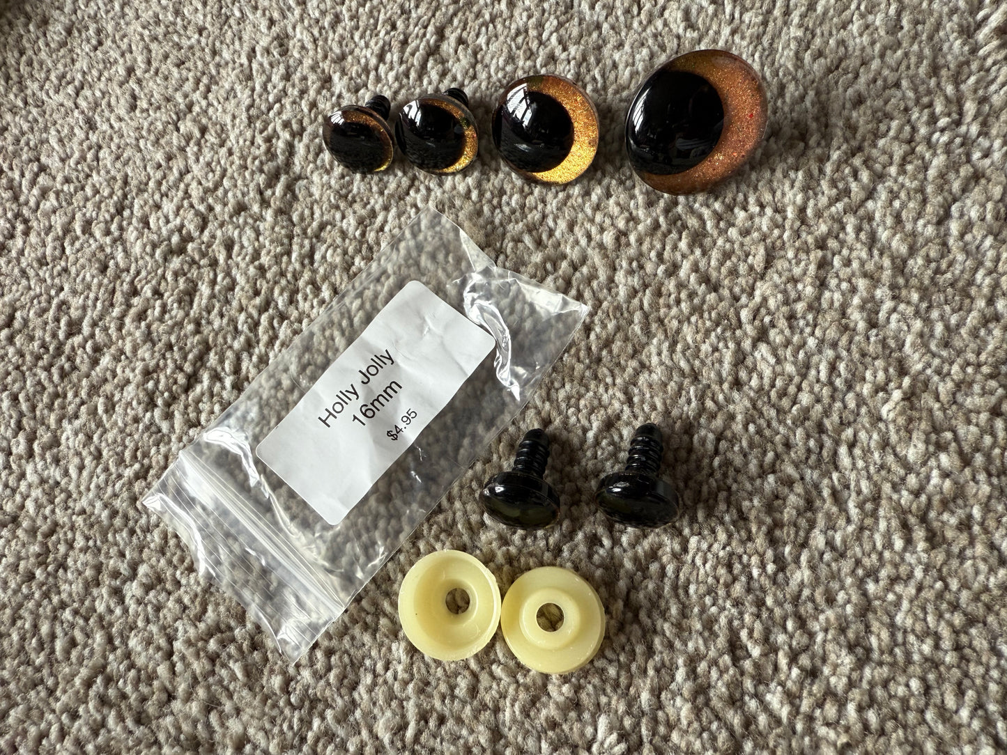 Crochet Safety Eyes | Holly Jolly