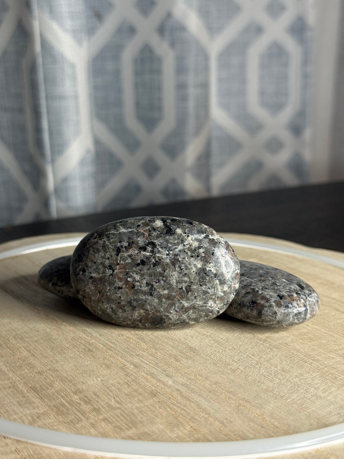 Yooperlite Palm Stones