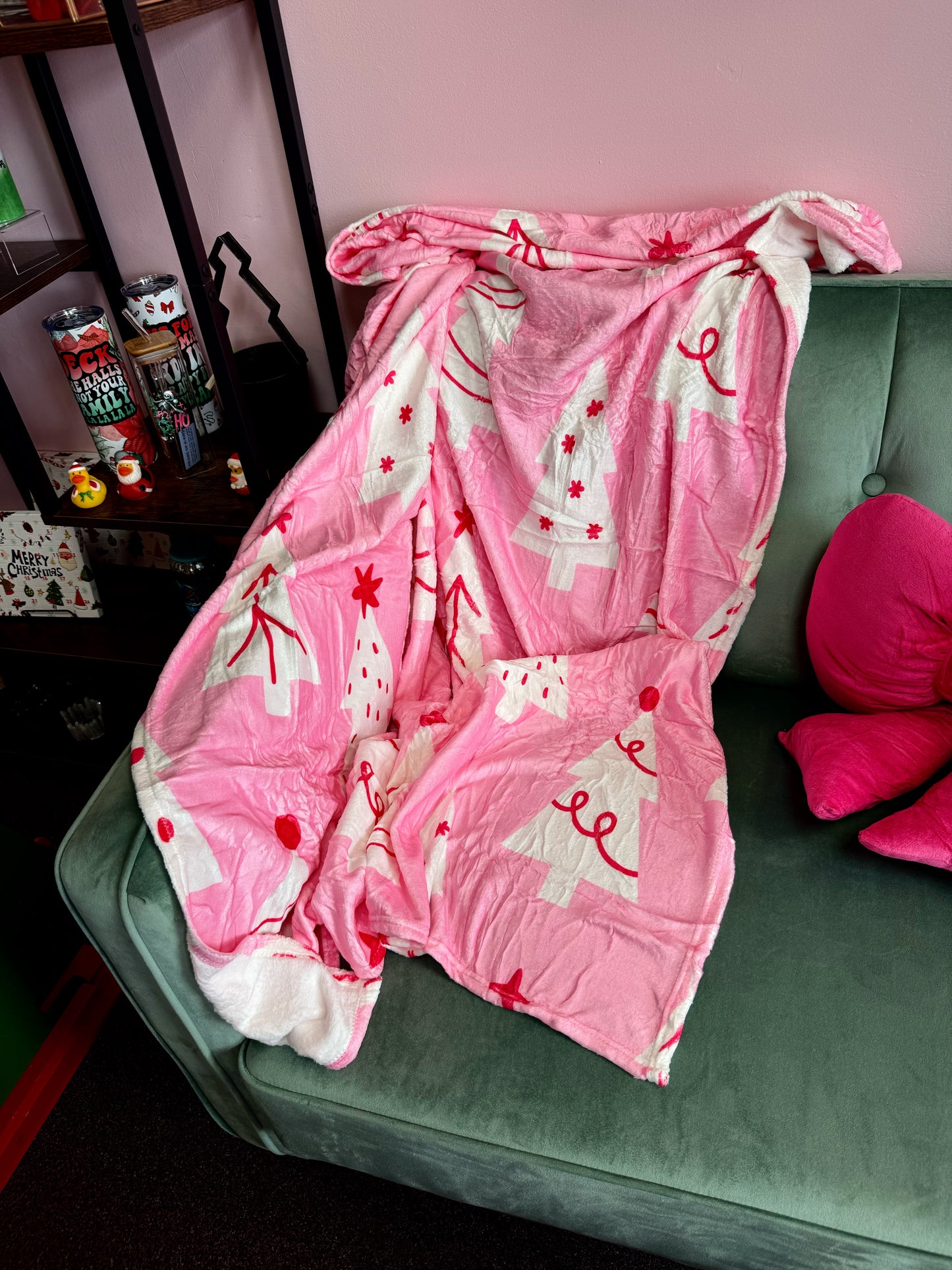 Pink Holiday Blankets | 50x60in