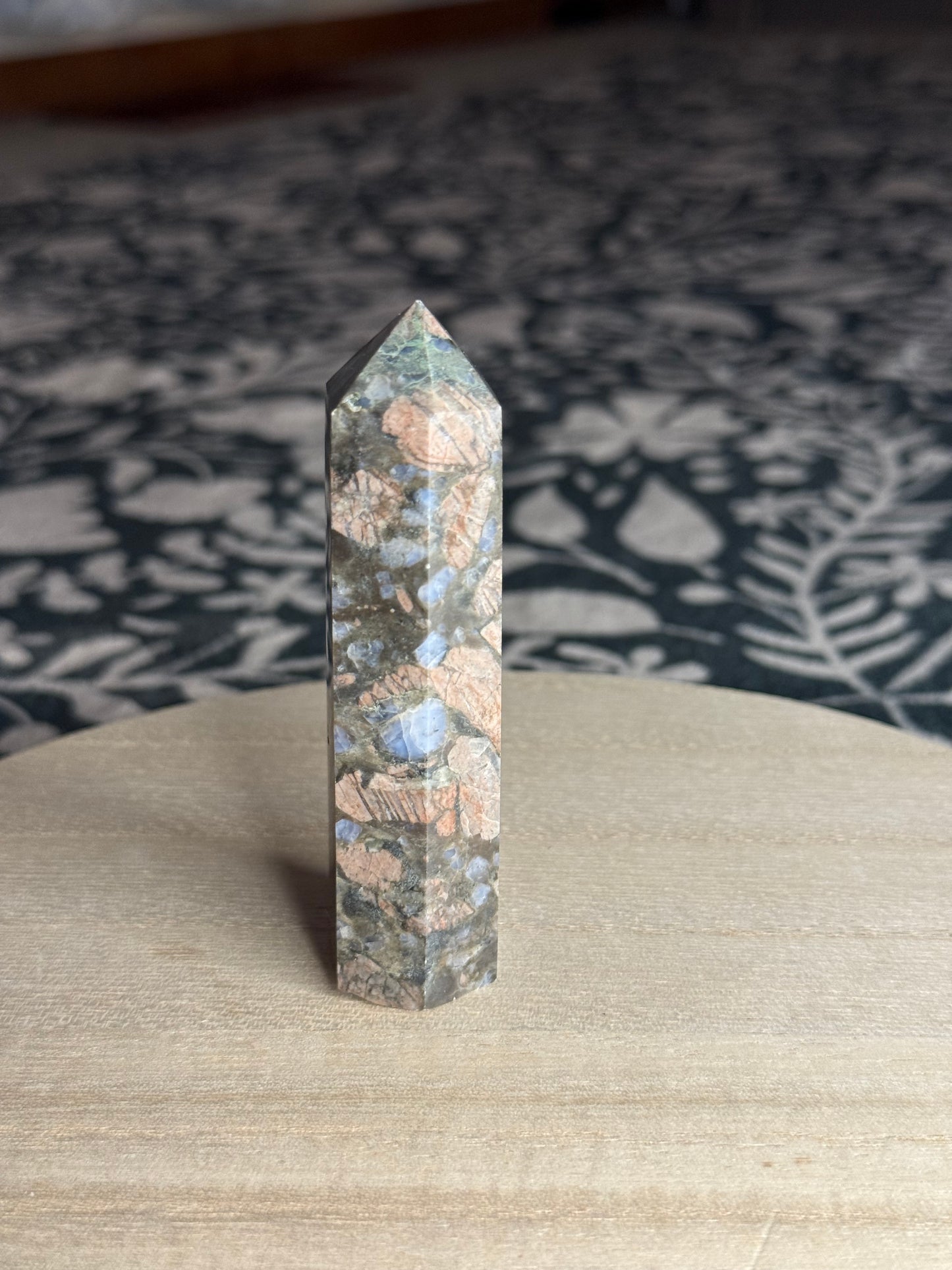 Que Sera Towers | 2 Sizes