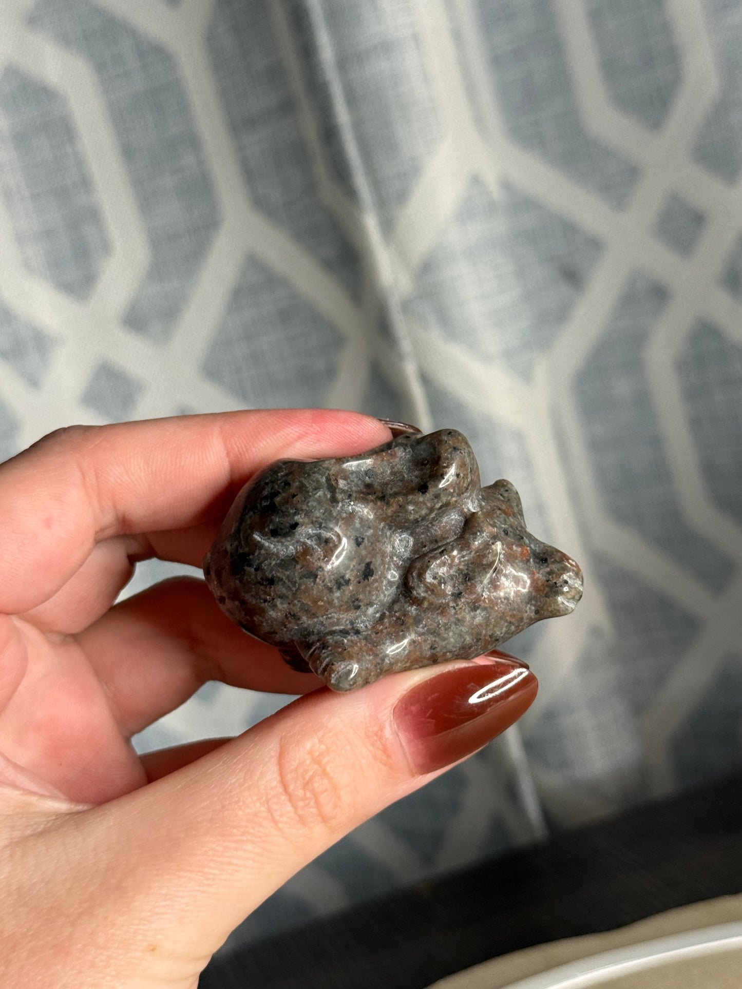 Yooperlite Bunny Carving