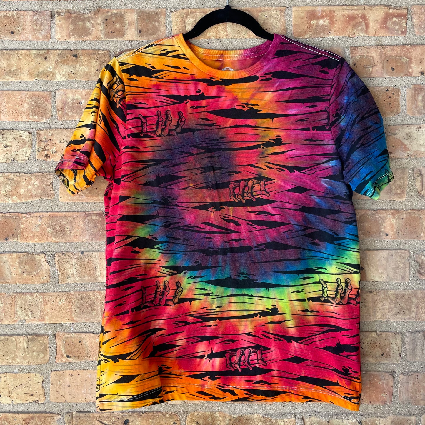 Youth Mummy Wrap Tie Dye T-Shirt / XL 14/16 Husky