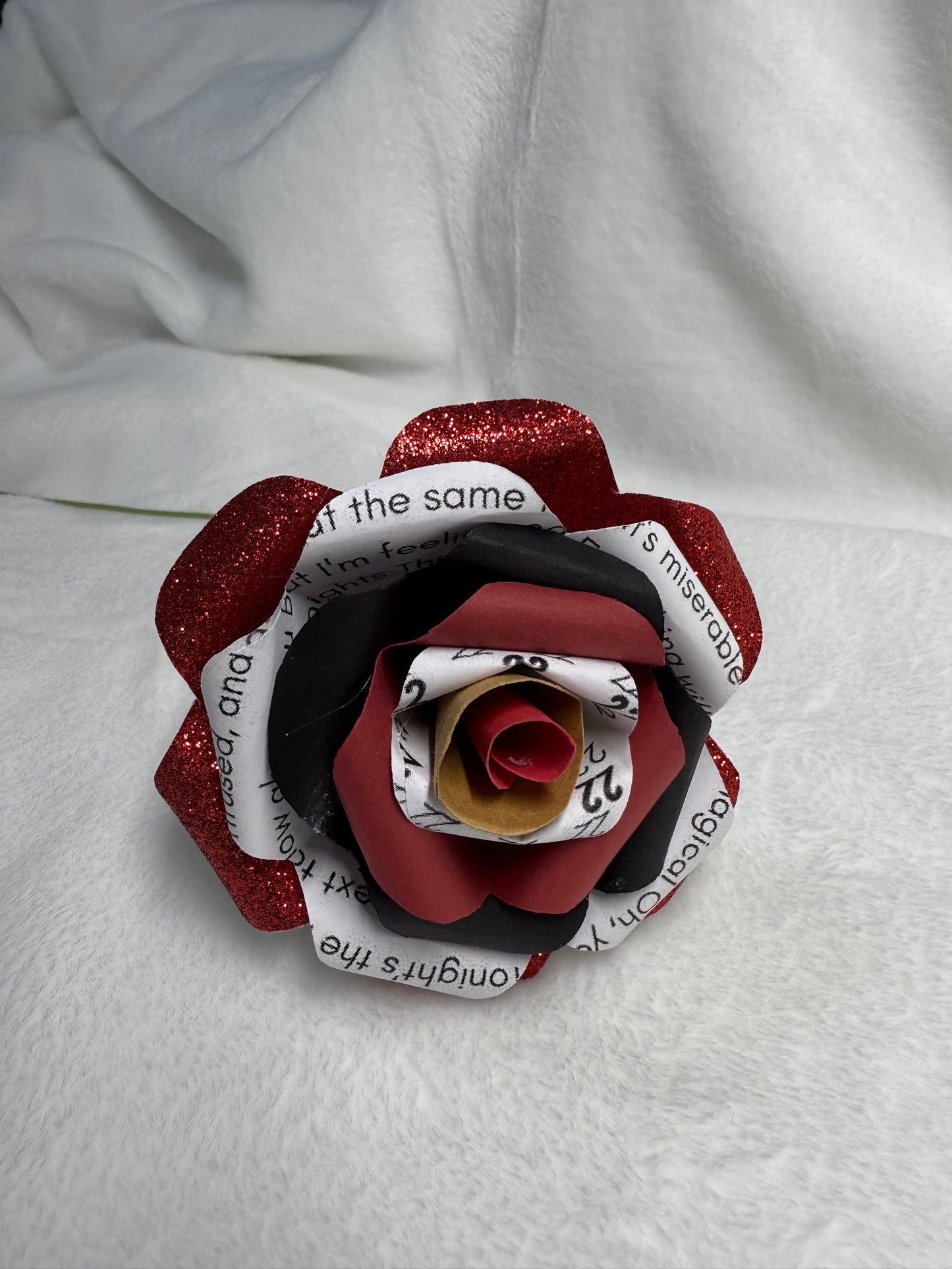 Paper Rose - T.S Red