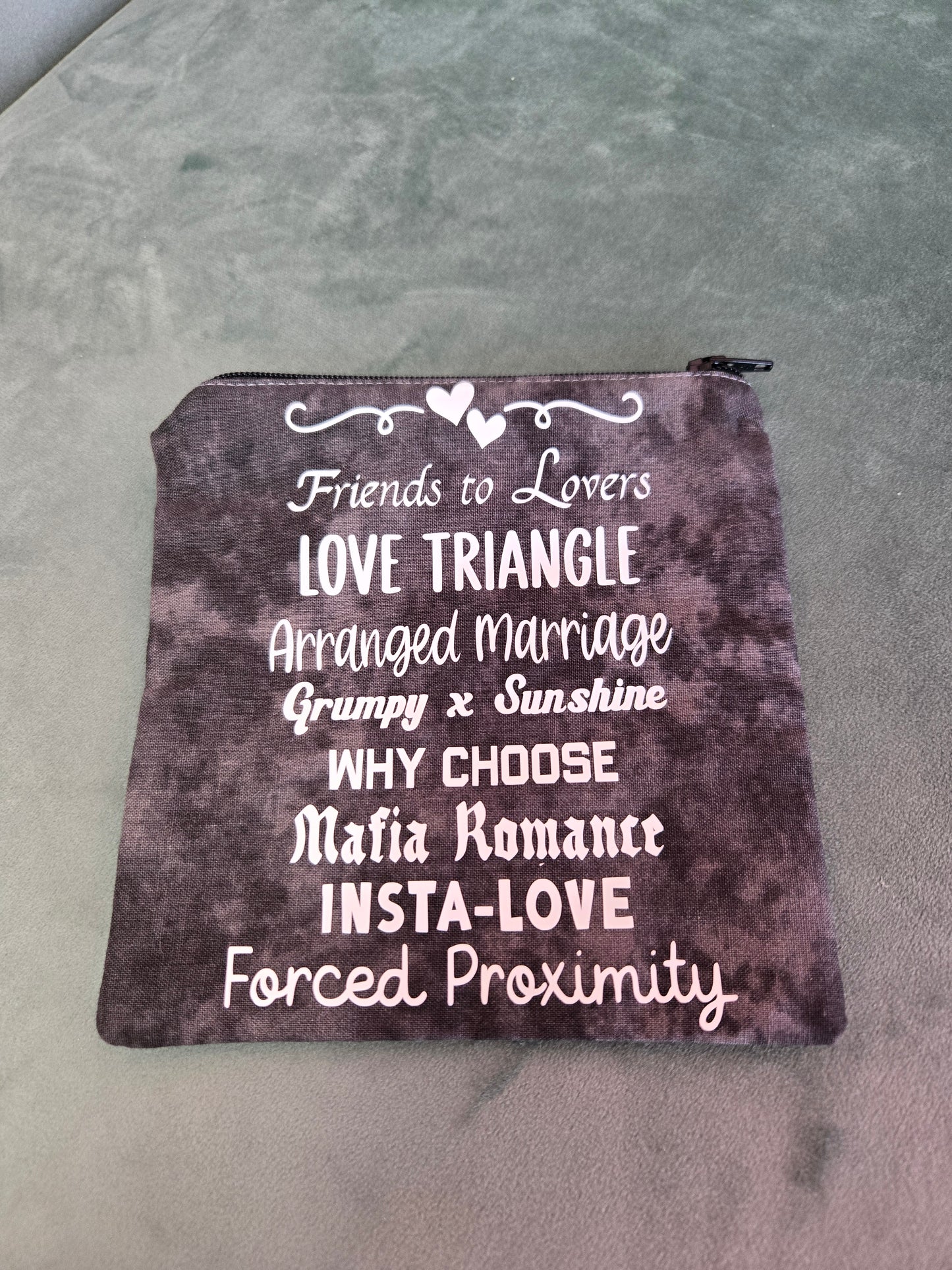 Upcycled Fabric Zipper Pouch || Repurposed Textile