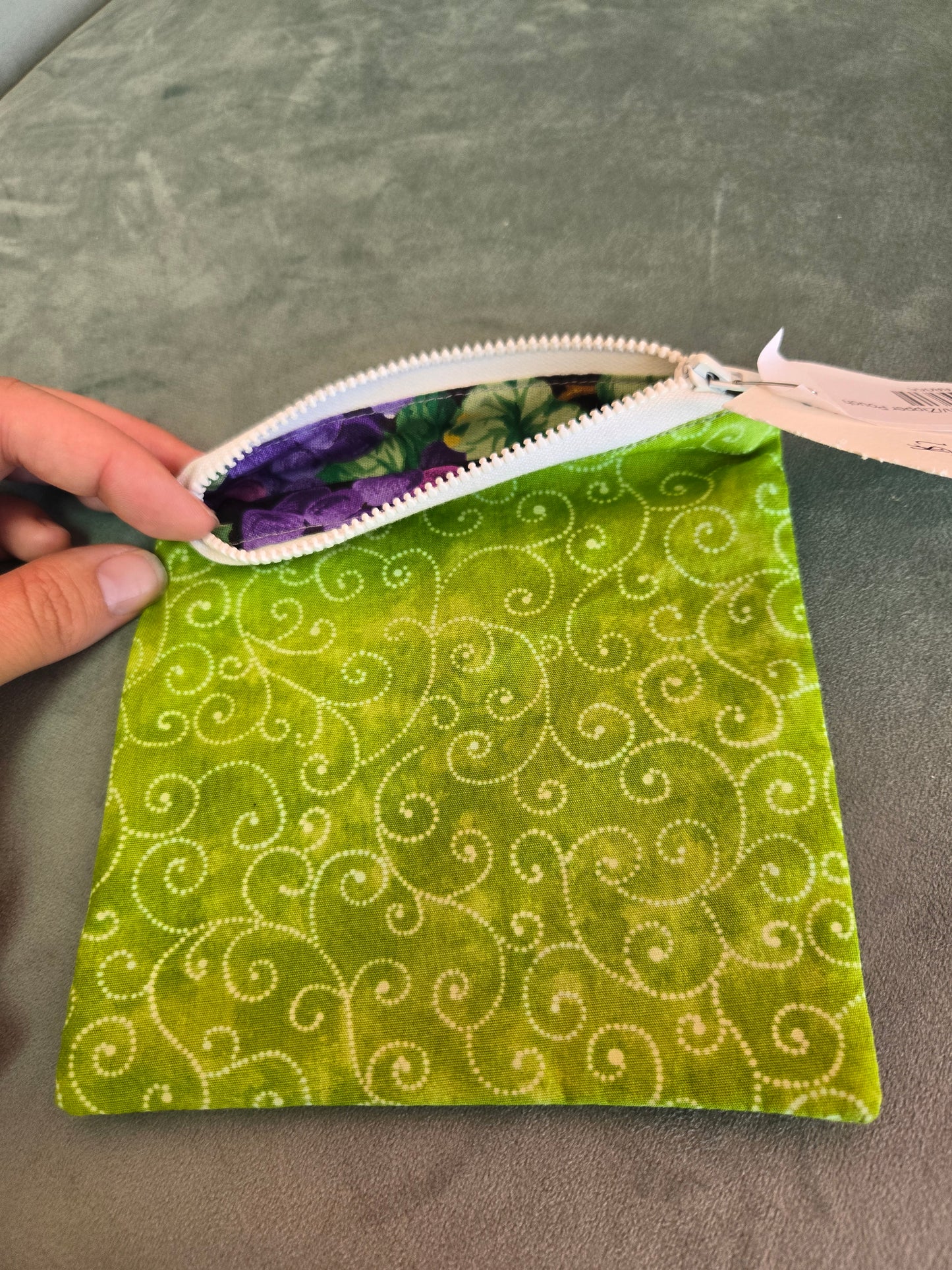 Upcycled Fabric Zipper Pouch || Repurposed Textile