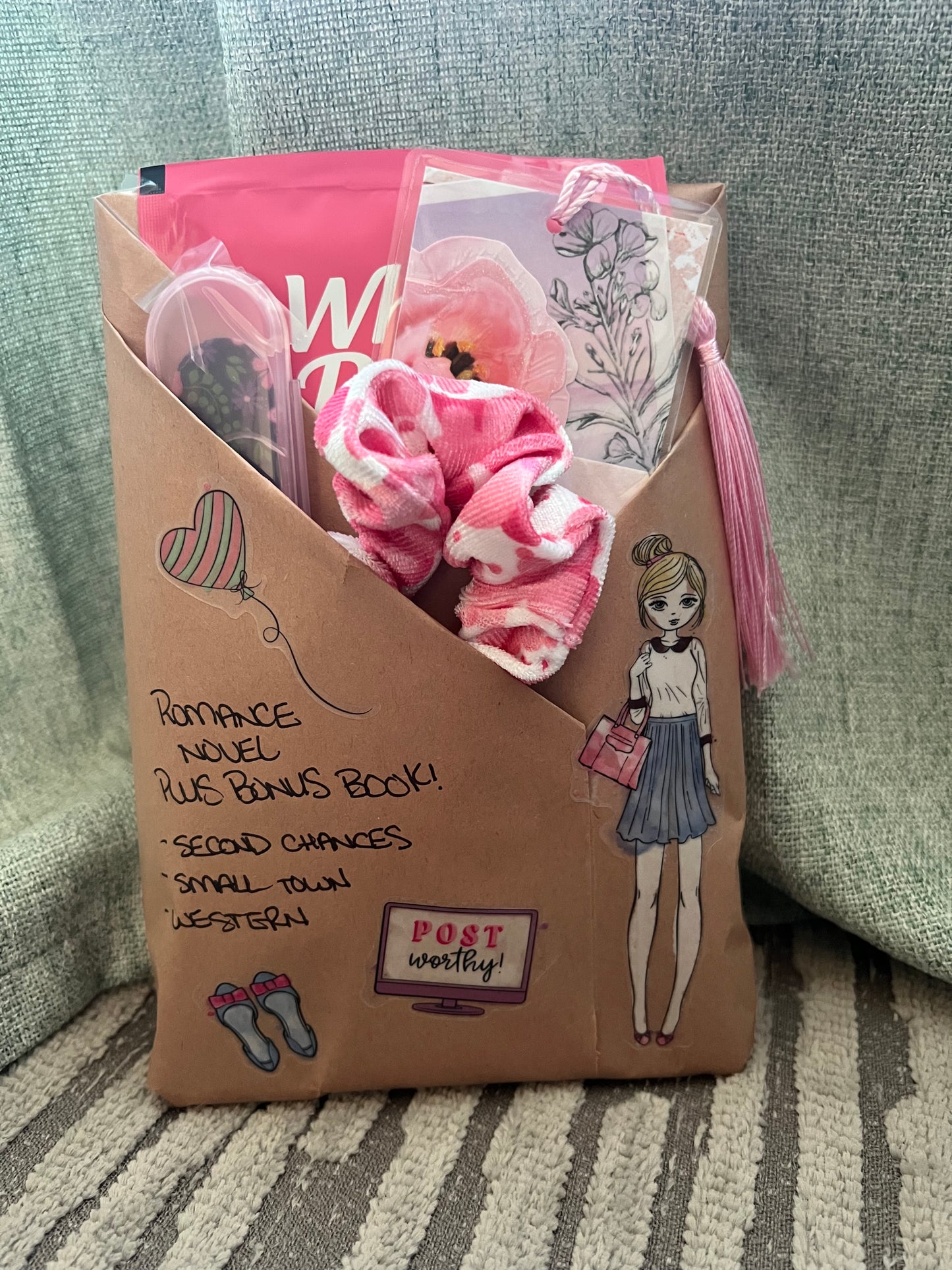 Blind Date with a Book || Adult