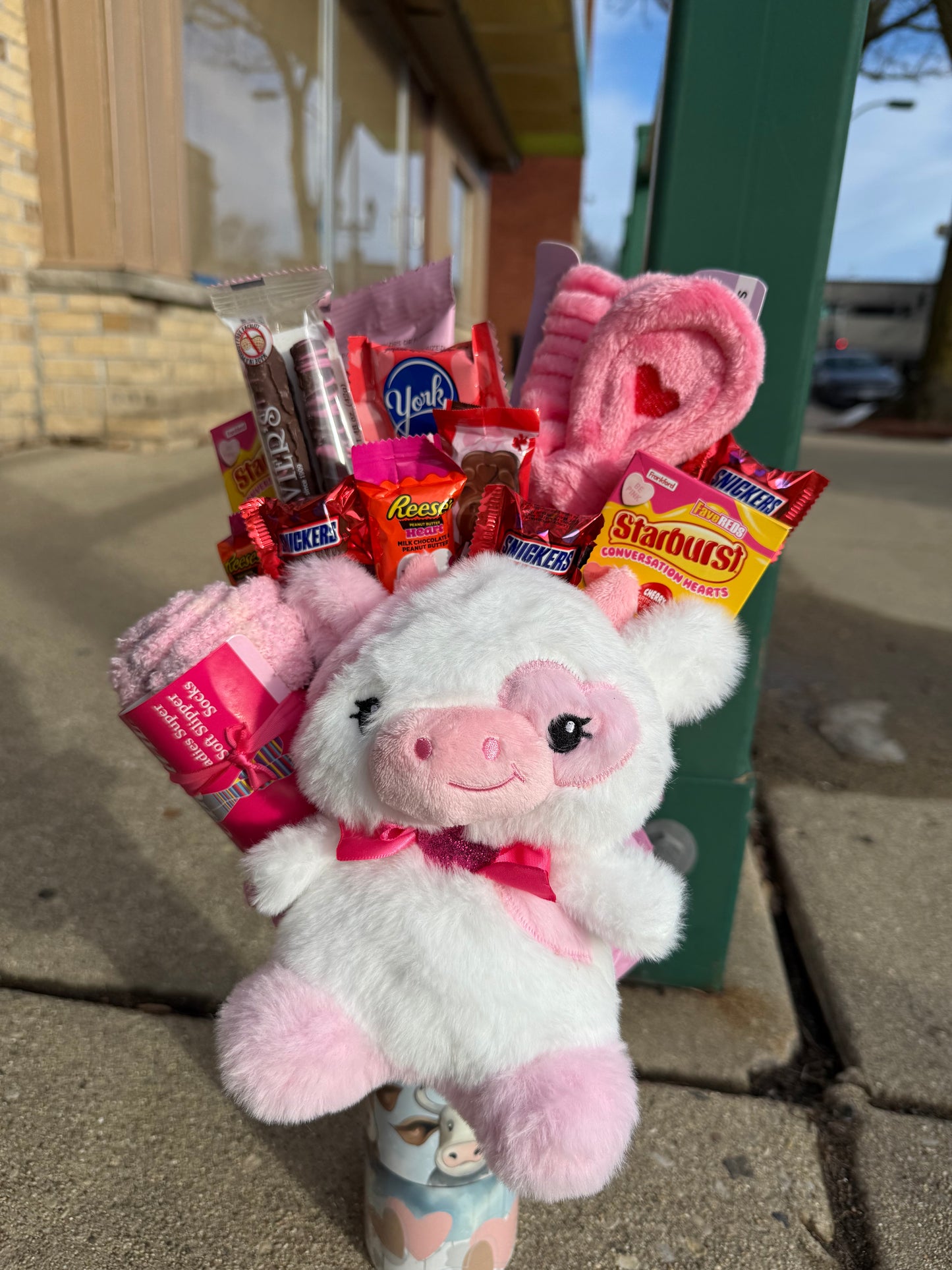 Cow Valentine Tumbler Bouquet