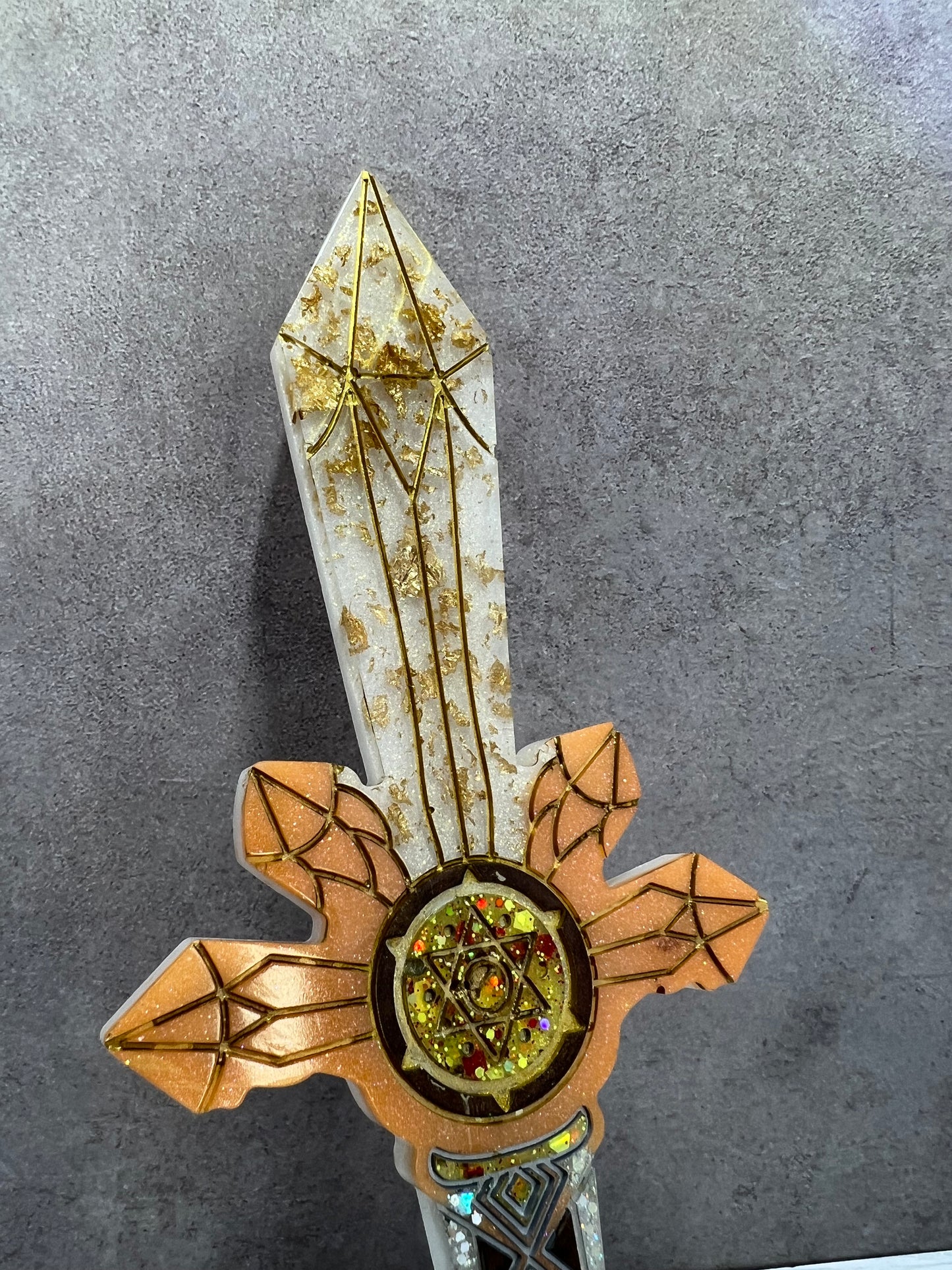 Large Gold Flake Dagger