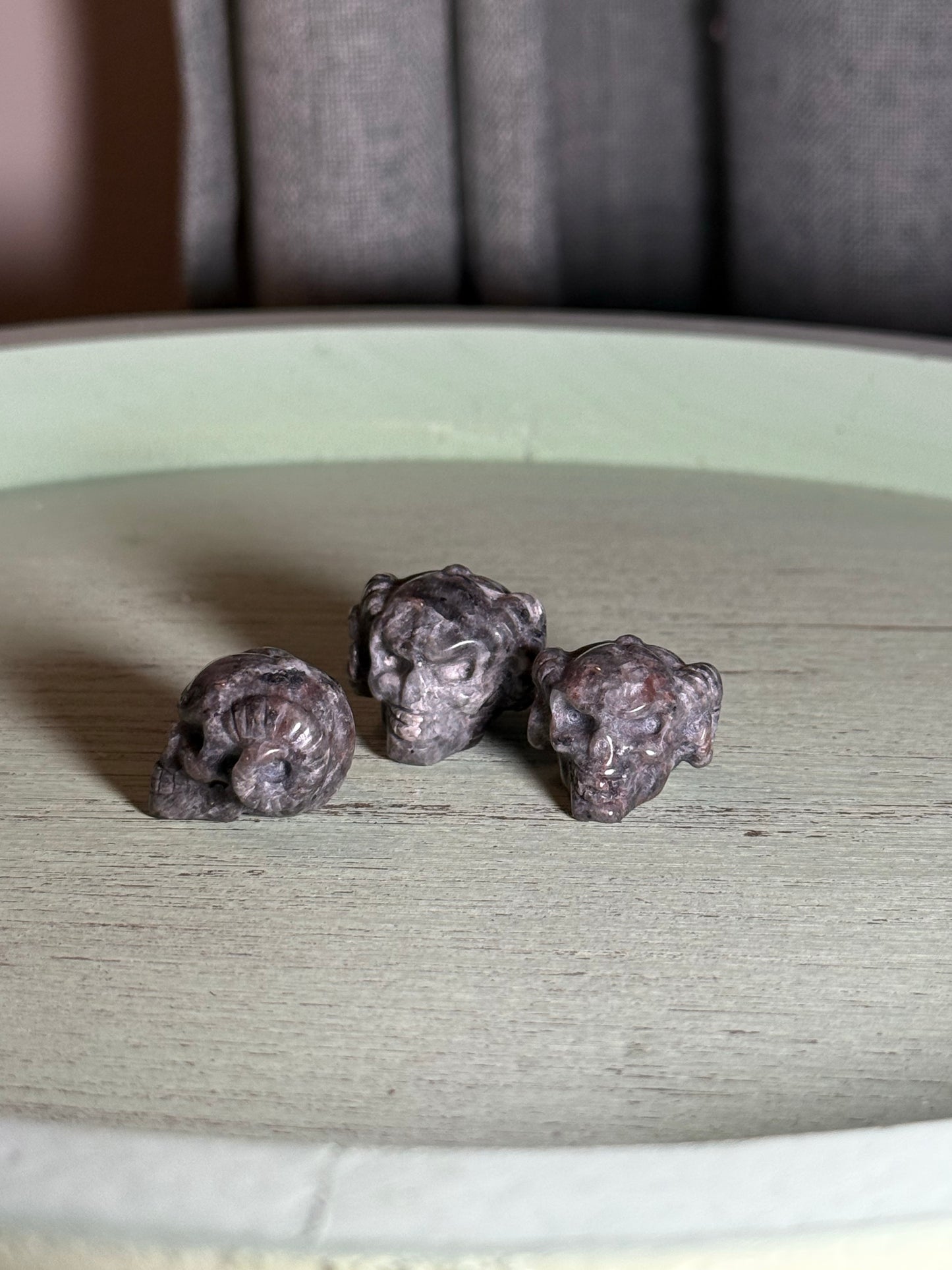 Yooperlite Skull w/ Horns Carvings | UV Reactive