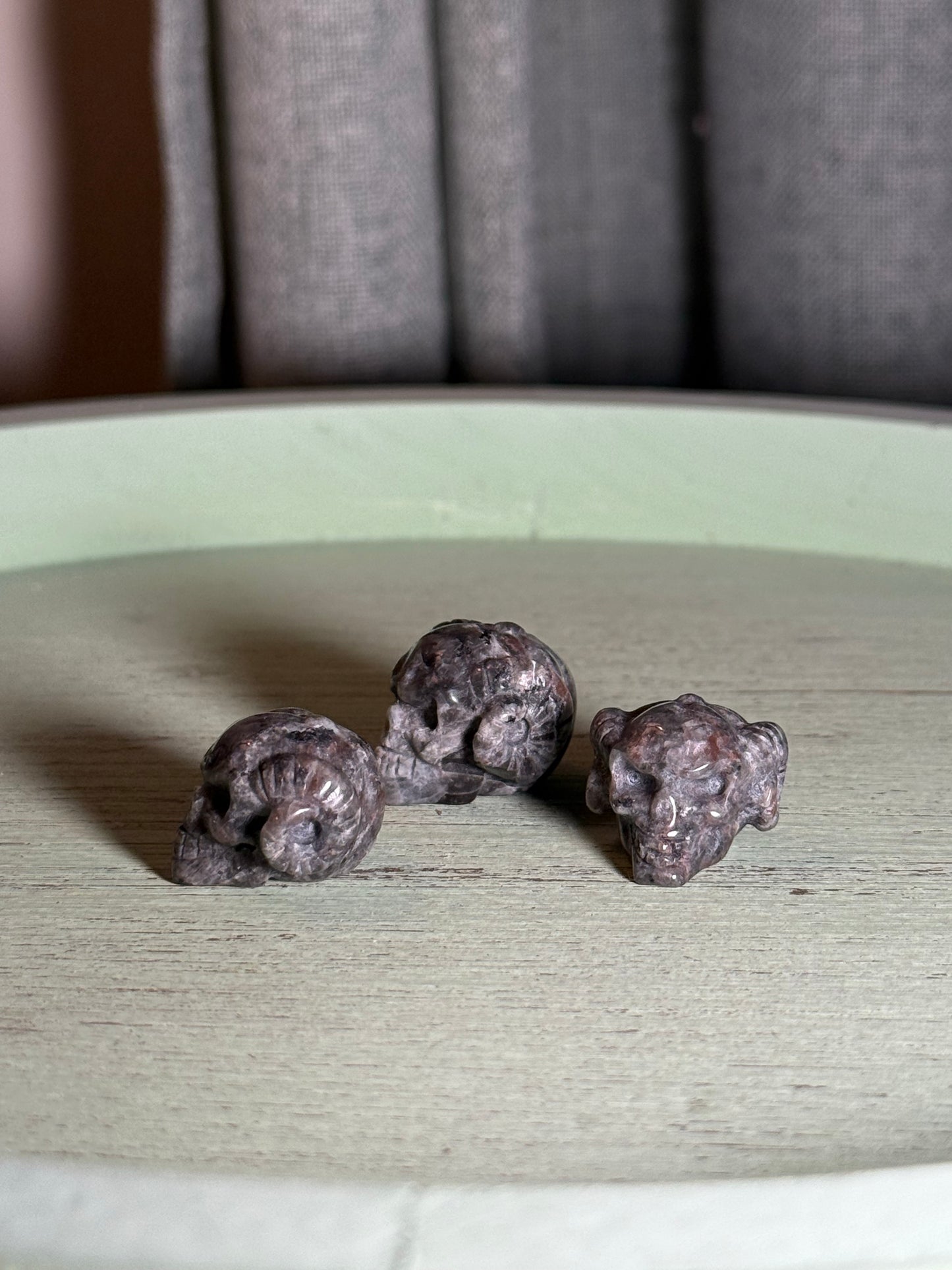 Yooperlite Skull w/ Horns Carvings | UV Reactive