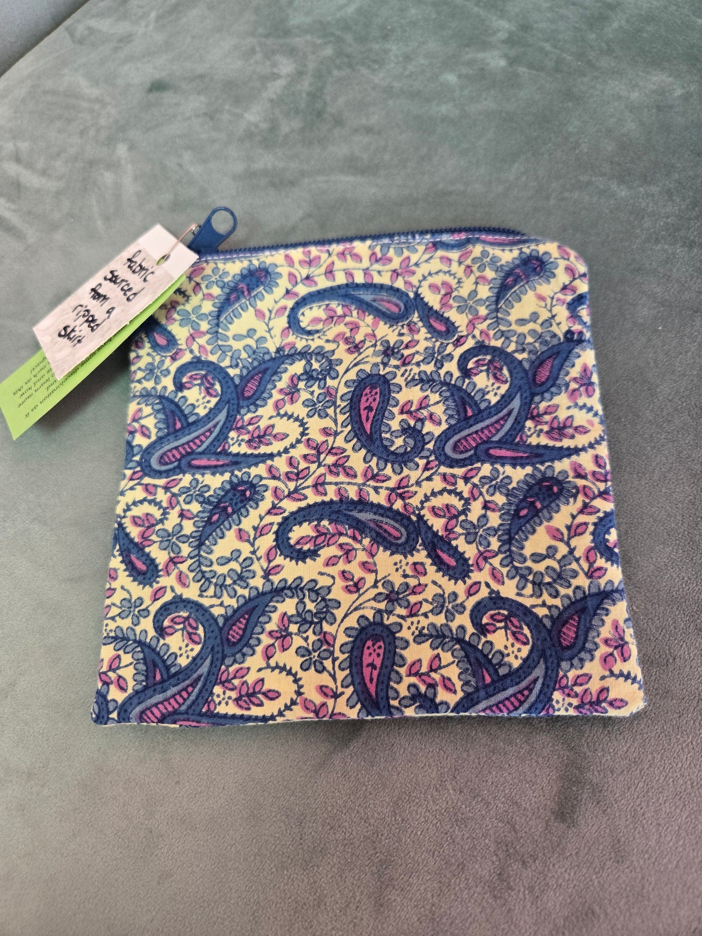 Upcycled Fabric Zipper Pouch || Repurposed Textile