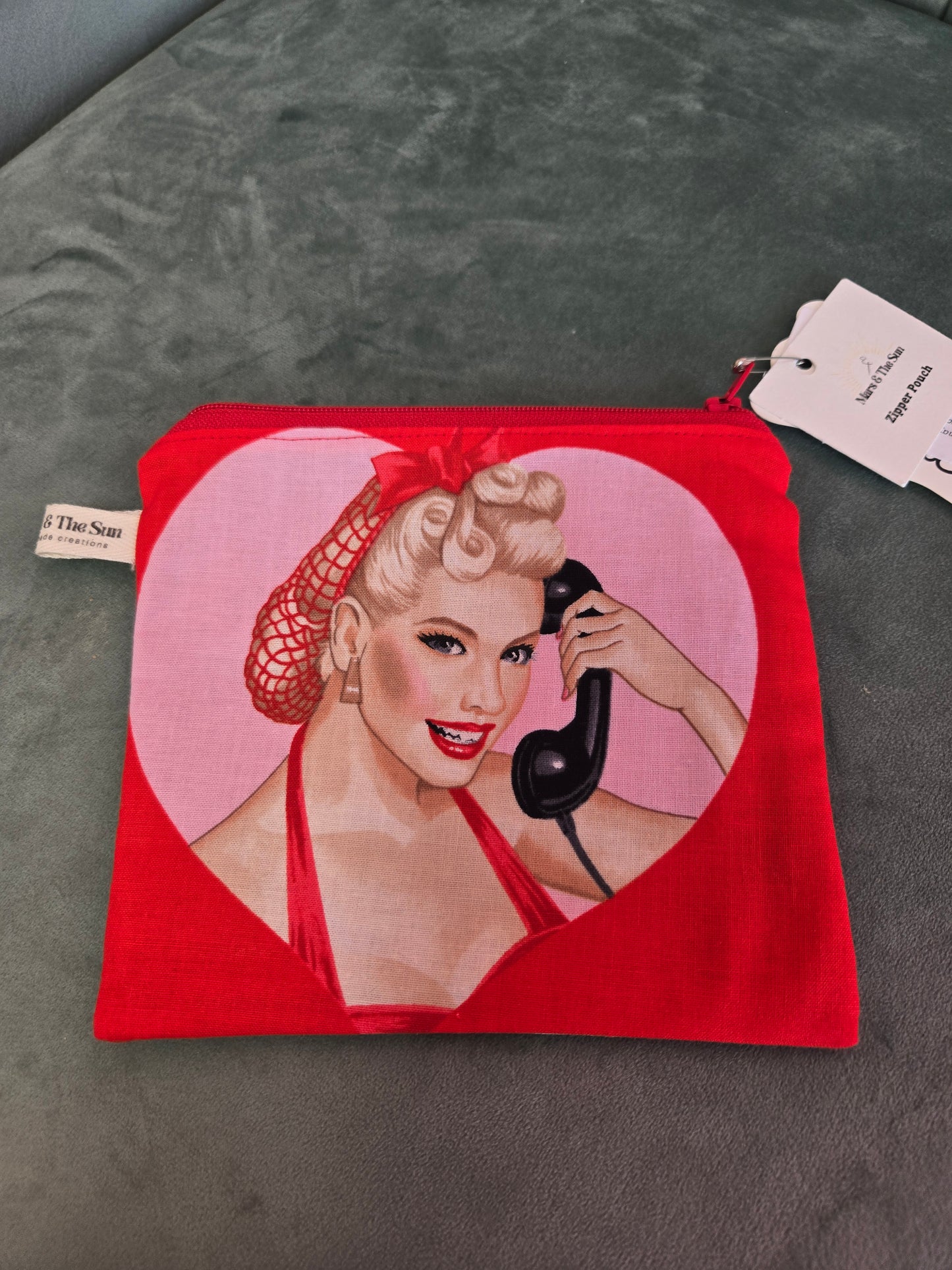 Upcycled Fabric Zipper Pouch || Repurposed Textile