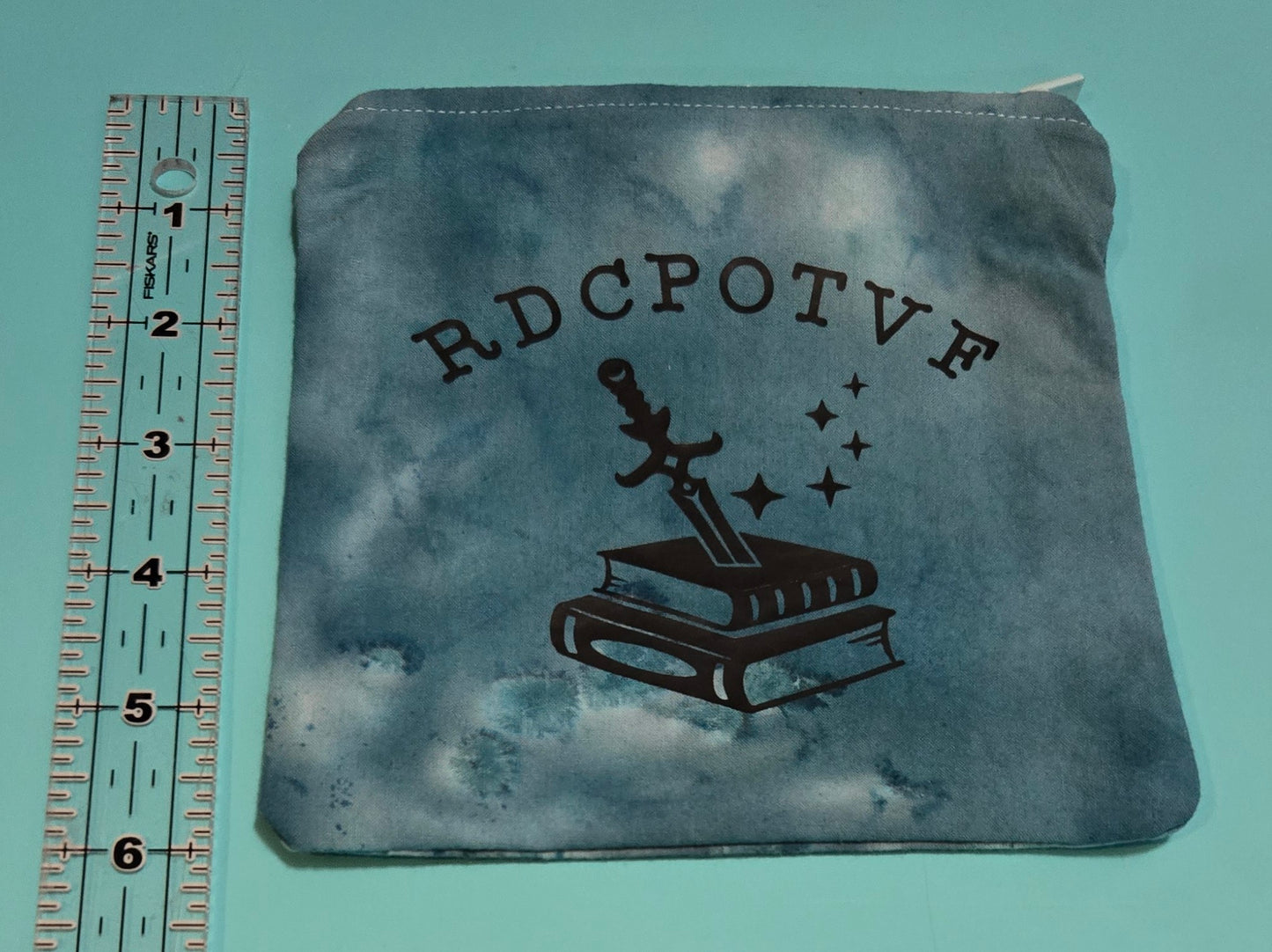 Upcycled Fabric Zipper Pouch || Repurposed Textile