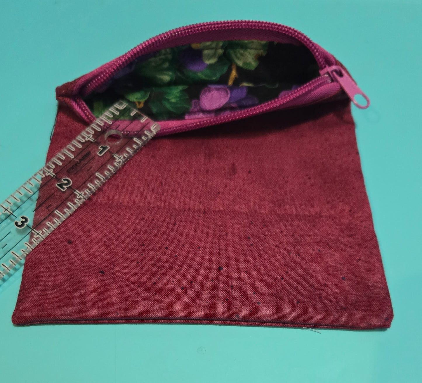 Upcycled Fabric Zipper Pouch || Repurposed Textile