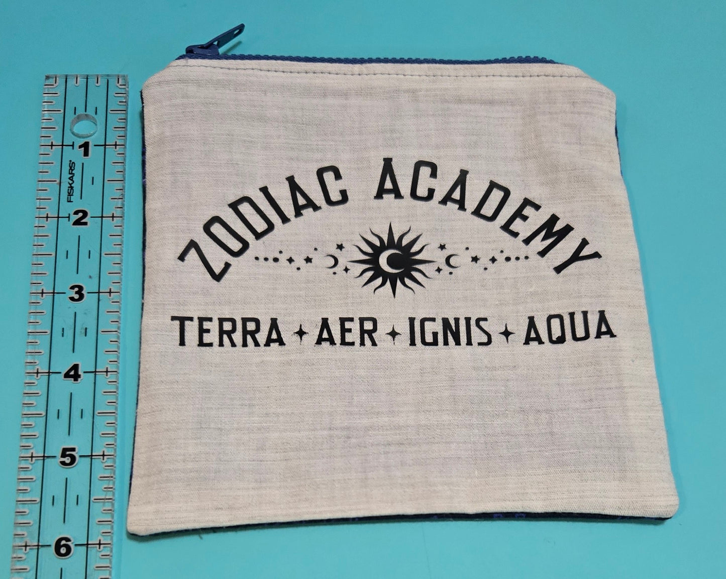 Upcycled Fabric Zipper Pouch || Repurposed Textile